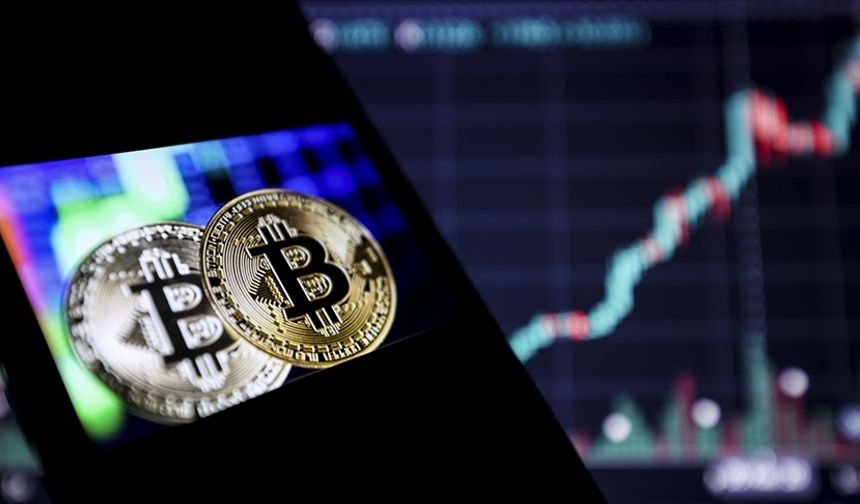 Bitcoin bir kez daha tarihi zirvesine doğru emin adımlarla ilerliyor