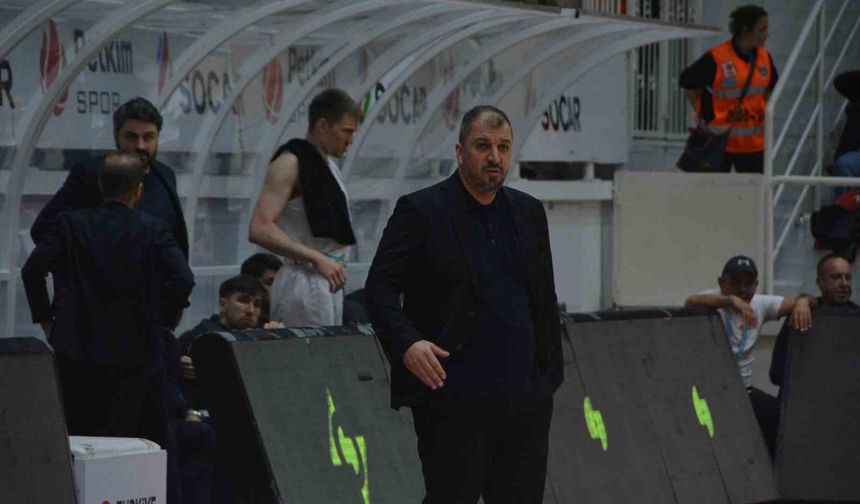 Aliağa Petkimspor Başantrenörü Burak Gören'den galibiyet açıklaması!