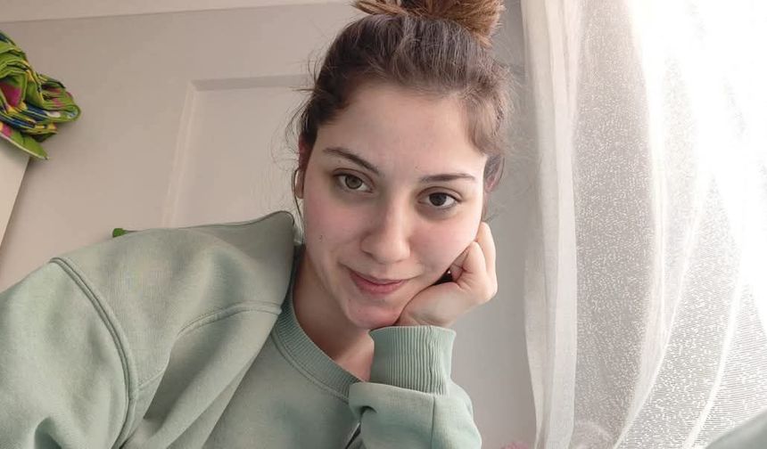 Gözyaşları sel oldu! Ankara'da komşusu tarafından öldürülen Hatice son yolculuğuna uğurlandı!