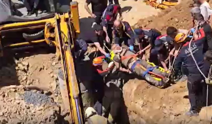 İstanbul'da inşaat alanında göçük! Mahsur kalanlar var
