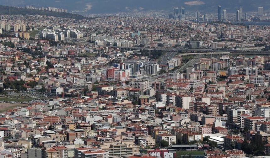 İzmir'in yapı stoku TBMM'de: Büyükşehir ile çalışma var mı?