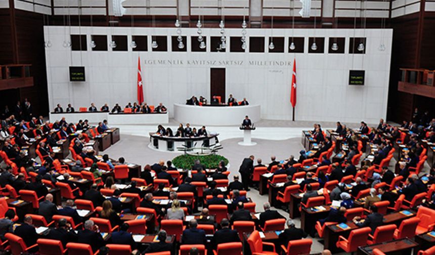 TBMM’de vekil sayısı 592’ye düştü!