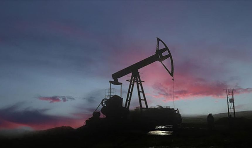 Dünyada petrol fiyatları geriliyor!