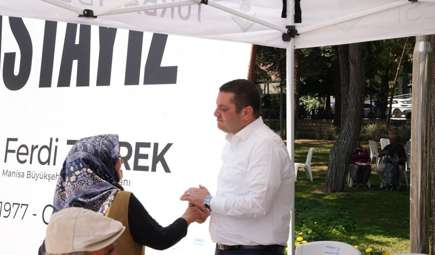 İzmir Torbalı, Ferdi Zeyrek’i unutmadı
