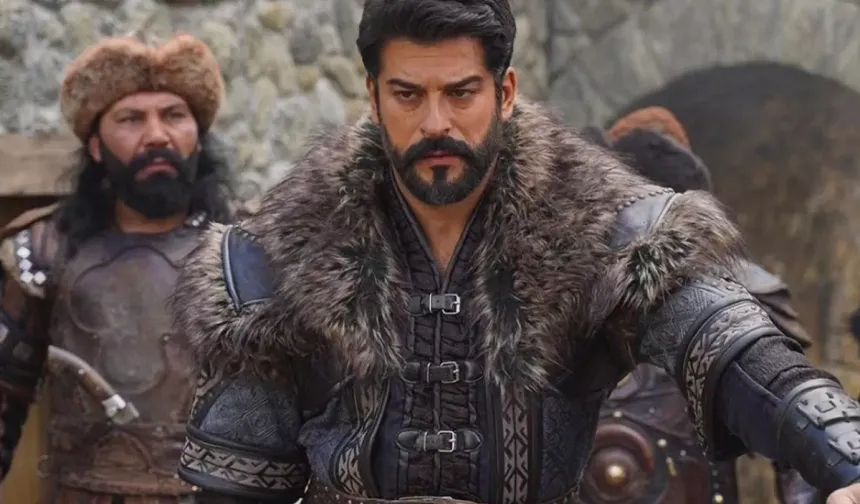 Burak Özçivit yine milyonluk anlaşmaya imza attı!