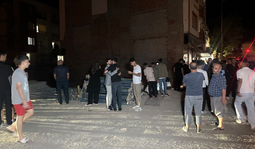 Adıyaman’da otomobil inşaat temeline düştü: 4 yaralı