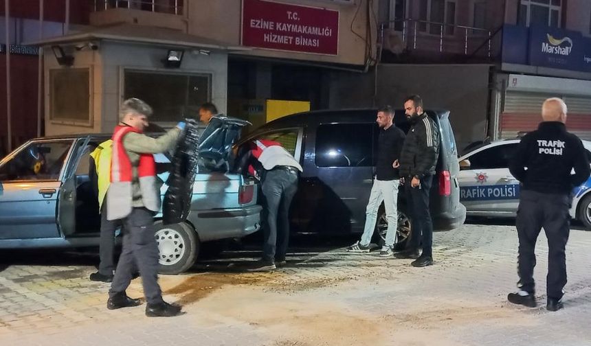 Ezine'de şüpheli araçtan çıkanlar şoke etti!