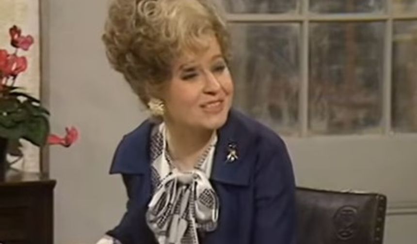 Ünlü İngiliz komedyen Prunella Scales 93 yaşında son nefesini verdi