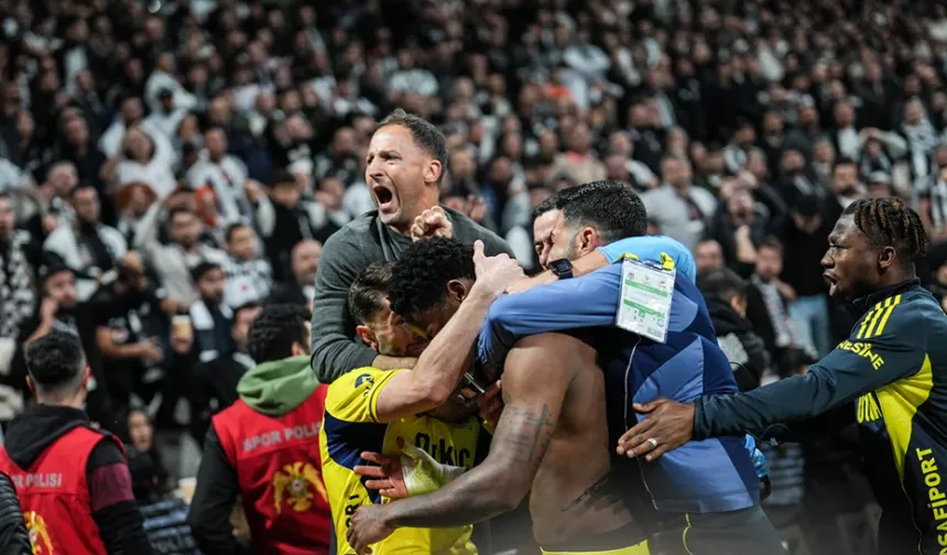 Domenico Tedesco: “2-0’dan dönmek büyük bir sonuç, oyuncularımı kutluyorum”