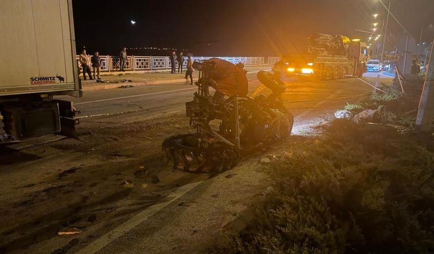 Bozcaada Kavşağı’nda feci kaza! Çift traktörde can verdi