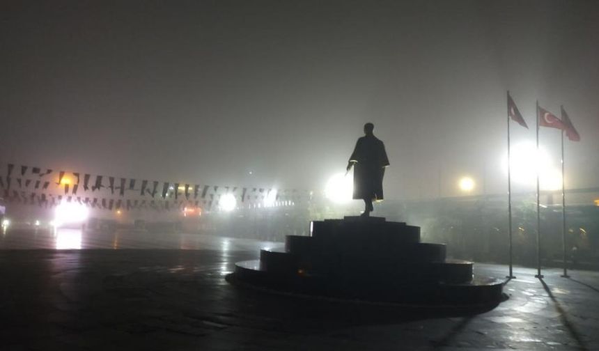 Aydın'da kente sis çöktü, görenler mest oldu