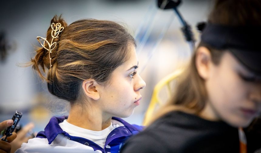 Makaralı yay kız takımından Türkiye ikinciliği başarısı