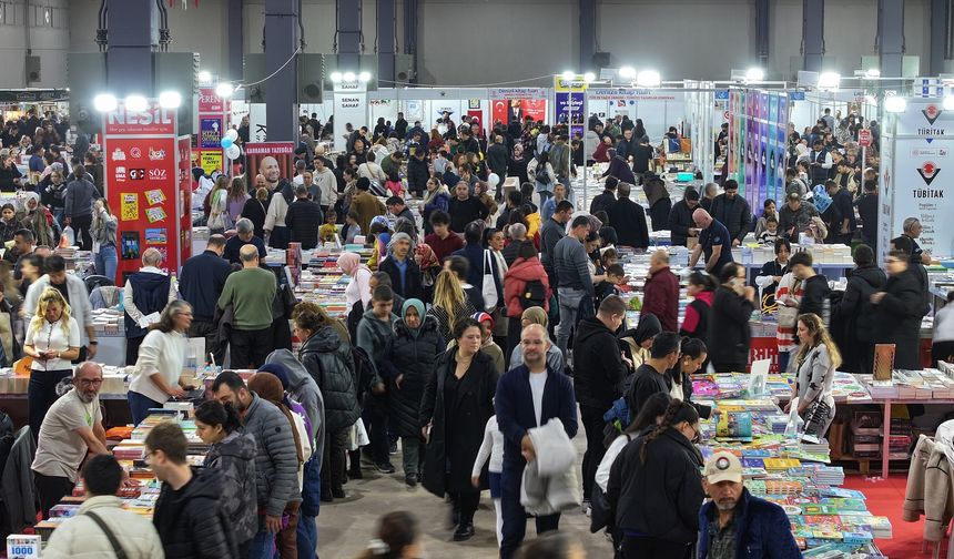 Denizli kitap fuarı pazar günü okuyuculara veda ediyor!