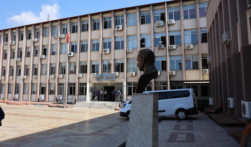 Efeler’de geceyi kana bulayan kavga! 2 yaralı, 3 şüpheli adliyede