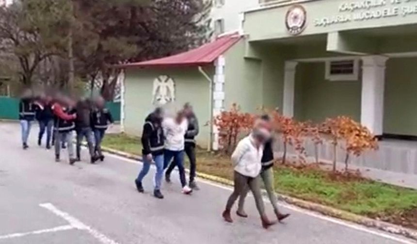 Galerici görünümlü tefecilere baskın!