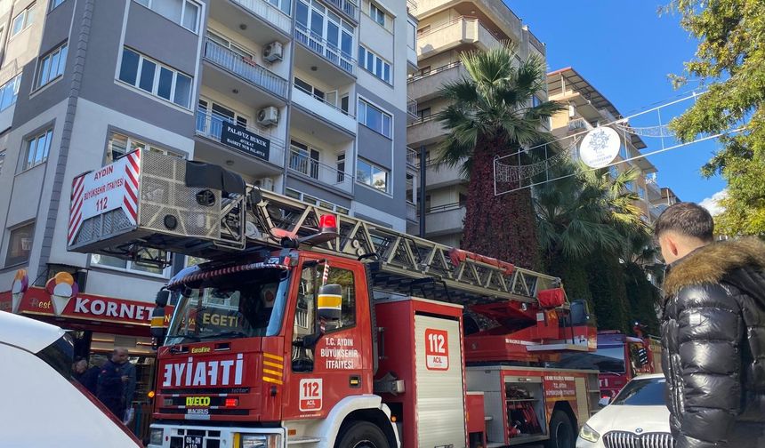 88 yaşında evinde düştü! Kadına itfaiye el uzattı!