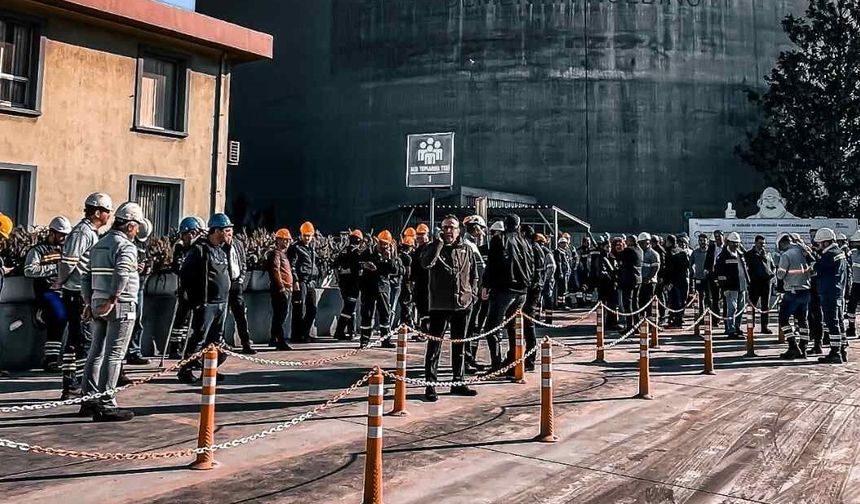 İzmir itfaiyesinden sanayi tesisinde yangın tatbikatı!
