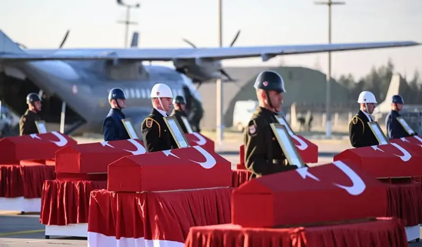 Şehit üsteğmenin eşinden yürek burkan paylaşım: “609 numaralı uçak…”