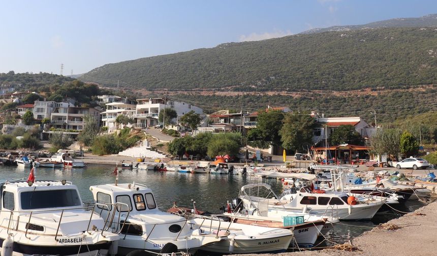 Mavi bayraklı plajı ve otantik köyüyle İzmir’in şirin sahil kasabası