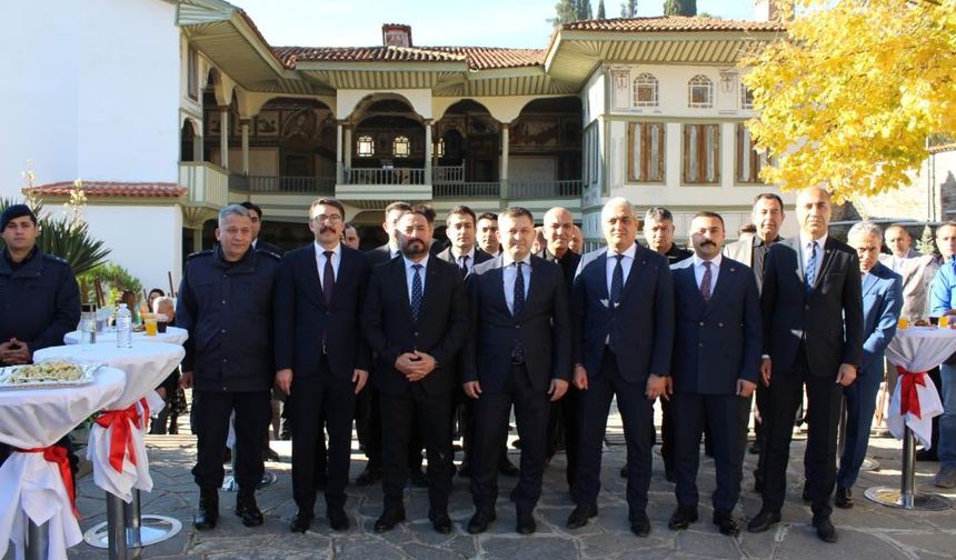 Ödemiş’te anlamlı sergi: Hükümlülerin el emeği eserleri Çakırağa Konağı’nda buluştu