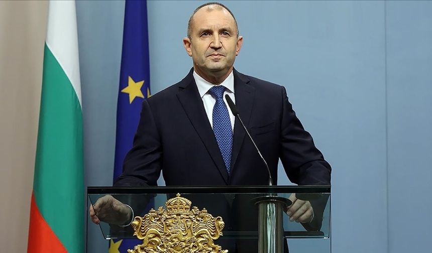 Komşuda kriz! Bulgaristan Cumhurbaşkanı Radev'den hükümete istifa çağrısı