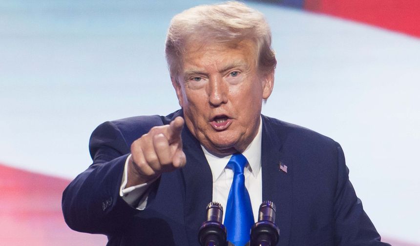 Trump açık açık tehdit etti: ''Akıllansa iyi olur, yoksa sırada o var''