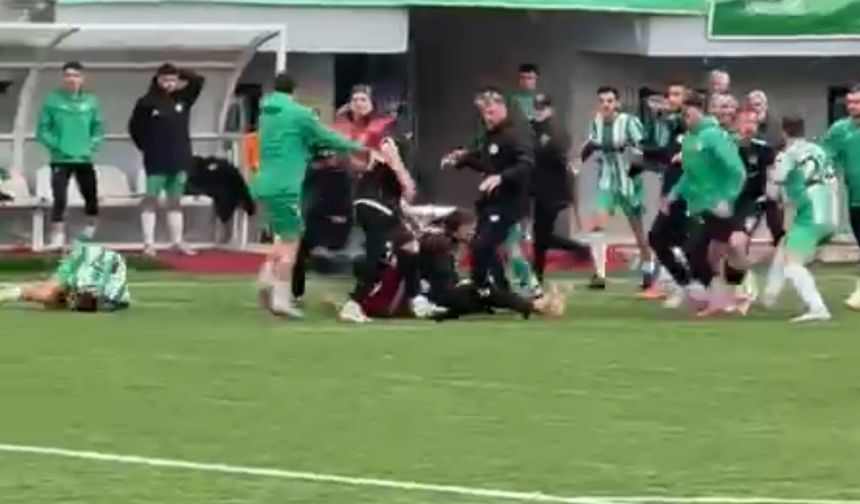 Amatör Lig maçında yumruklu kavga