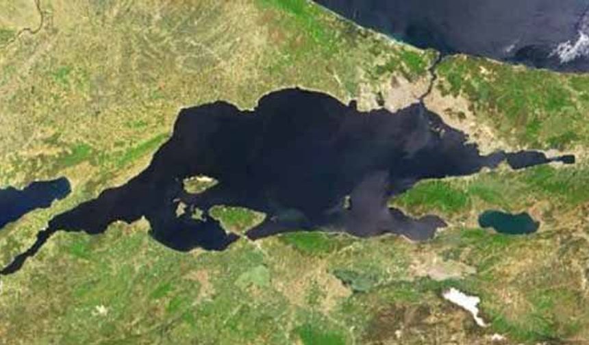 Çanlar Marmara Denizi için çalıyor! DW'den çöküşün eşiğindeyiz uyarısı