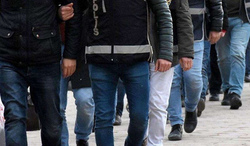 Elebaşı İtalya'da tutuklu olan örgüte İzmir dahil 7 ilde baskın! 37 tutuklama talebi