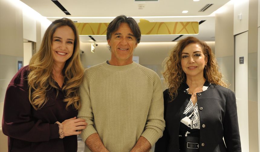 İzmir’de Sevgililer Günü 'kalpten' kutlandı