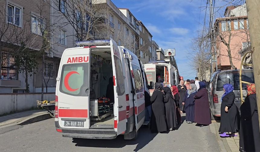 Sancaktepe'de yangın! 7 kişi kurtarıldı, 3 kişi hastanelik oldu!