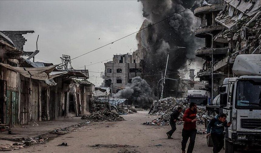 İsrail'in Gazze'ye zulmü hız kesmiyor! Hayatını kaybedenlerin sayısı 72 bin 126'ya ulaştı