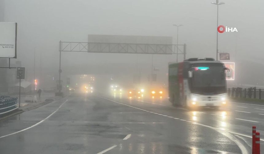 İstanbul'da sis etkili oldu!