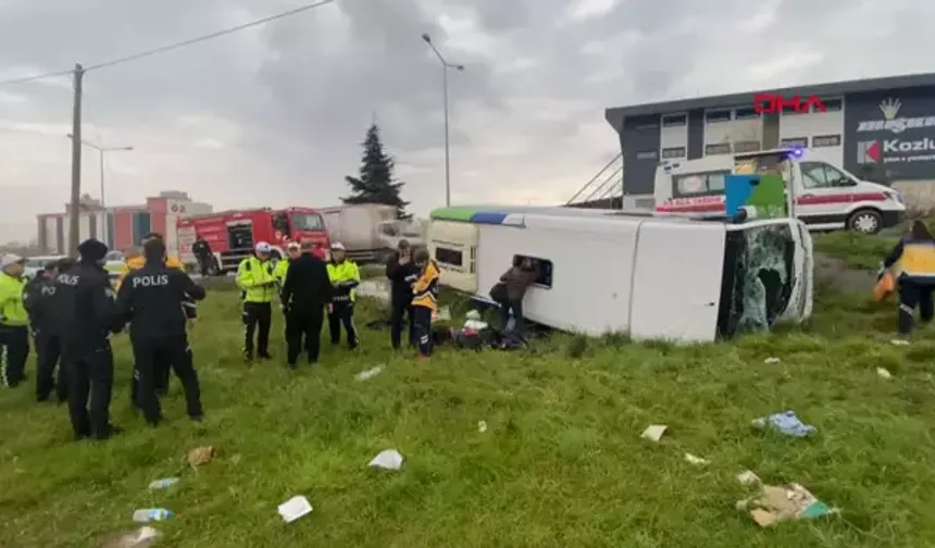 Öğretmen ve öğrencileri taşıyan otobüs devrildi! Çok sayıda yaralı var