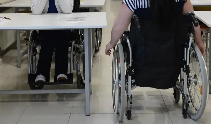 EKPSS saat kaçta başlıyor? EKPSS kaç dakika sürüyor? 2026 EKPSS sınav bitiş saati ne?