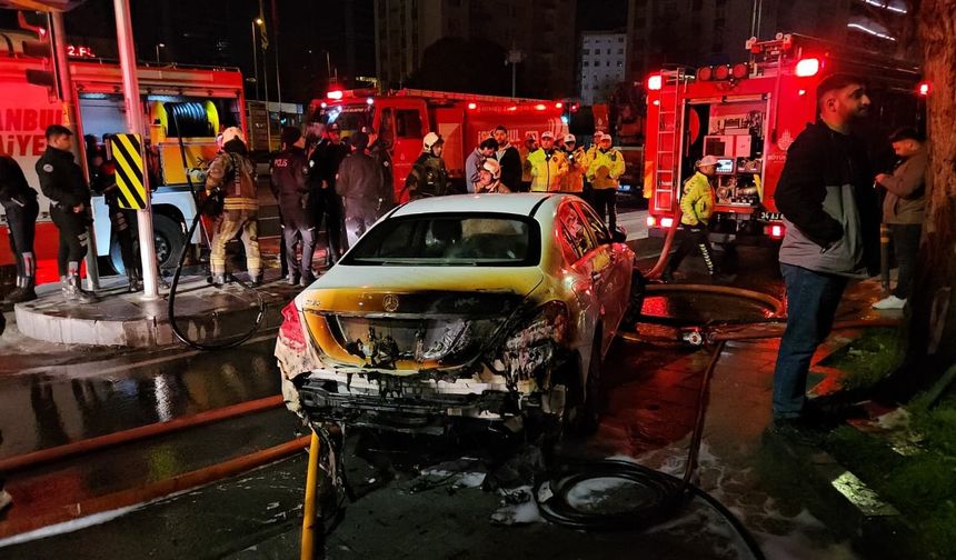 İstanbul Beşiktaş'ta gece yarısı korku dolu anlar: 100 Milyon Liralık araçlar küle döndü!