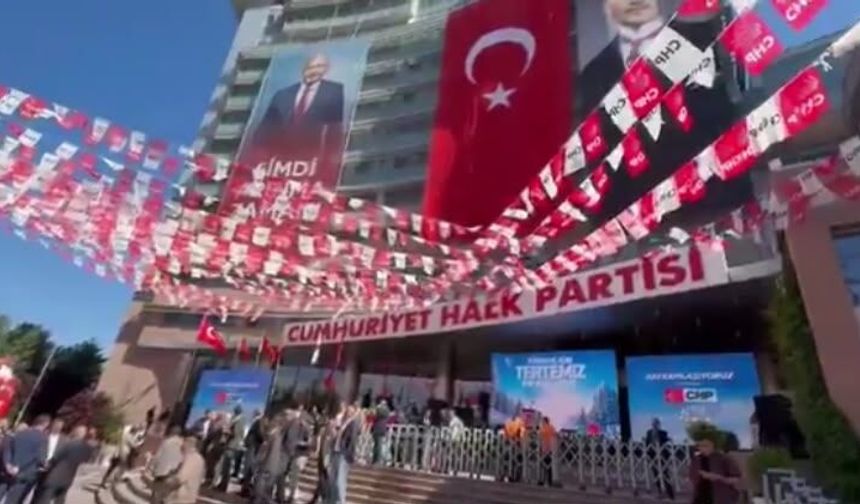 CHP’de bayramlaşma krizi! iki ayrı program, iki ayrı adreste hareketlilik!