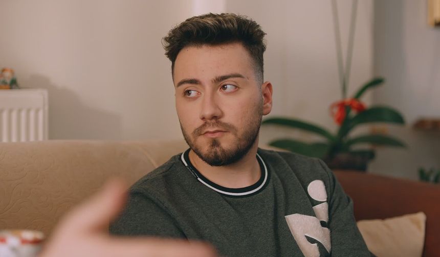 Ünlü Youtuber Enes Batur'a Sürpriz Hediye: Kutu İçerisinden Çıkanlar Pes Dedirtti
