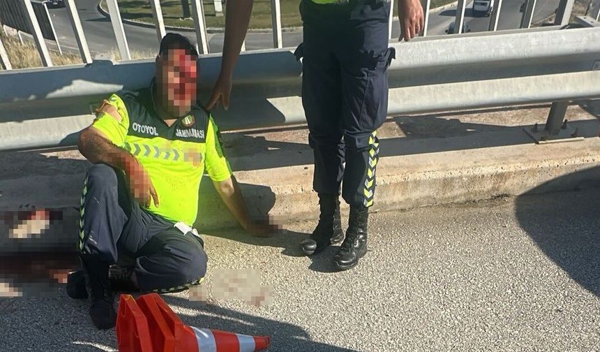 İzmir-Çeşme otoyolunda dehşet anları: Yardım eden jandarma son anda kurtuldu!