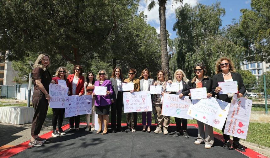 Karşıyaka Belediyesi kadınların yanında: 8 kişi sertifikasını aldı!