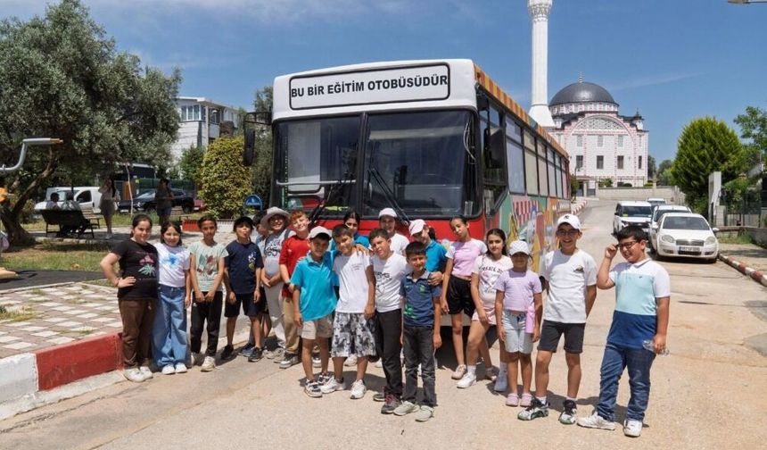 Emektar ESHOT sınıf oldu: İzmir'in "Dobidob"u yollarda