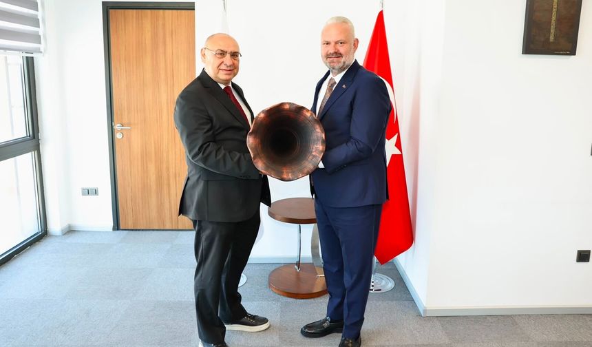 İzmir Menemen’de 26 mahalleye doğalgaz müjdesi!