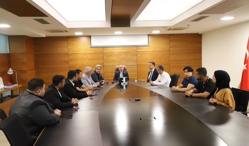 Türk Kızılay ve Bakırçay Üniversitesi'nden öğrencilere sosyal destek protokolü