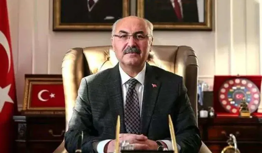 Eski İzmir Valisi Köşger'den 'kumar' isyanı: "Mesaj geliyor, neredeyse benim hanımı bile bağımlı yapacaklar!"