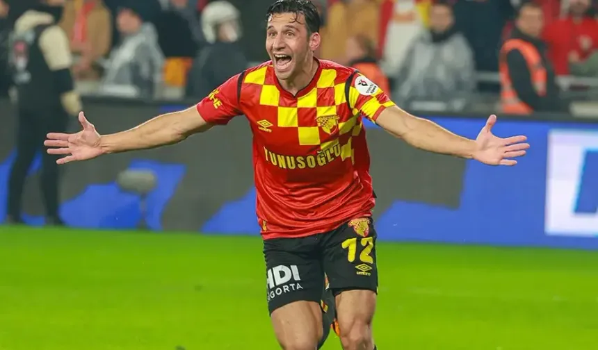 Göztepe'de bir devir sona erdi! İsmail Köybaşı futbolu bıraktı