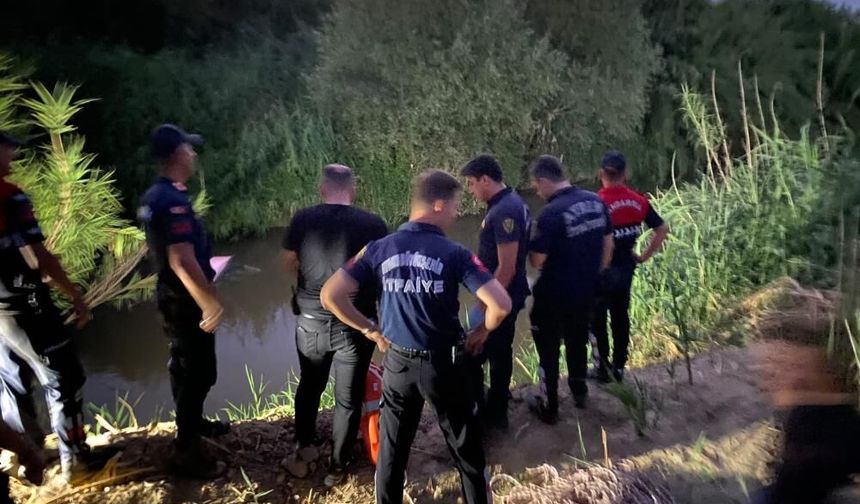 Büyük Menderes Nehri'nde korku dolu anlar: İntihar girişiminde bulunan şahıs 3 saat sonra kurtarıldı