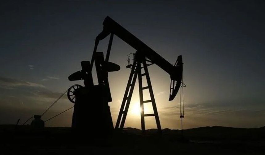 İran ve ABD'nin Doha görüşmeleri çıkmaza girince petrolün ateşi yükselişe geçti