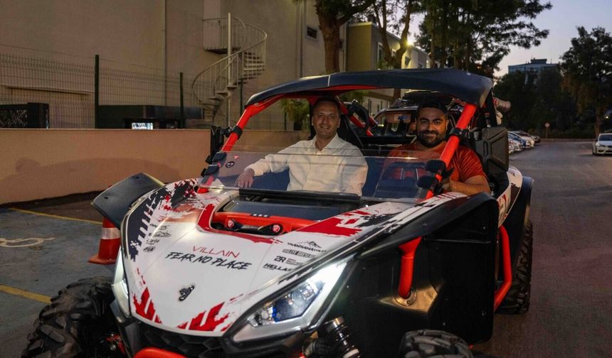 İzmir’de Zafer Bayramı’na off-road korteji damga vurdu!