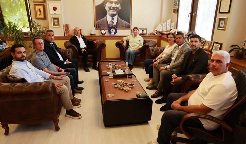 CHP'li Mahir Polat'tan Foça çıkarması: Parti örgütü ve yerel yönetimle yakın temas