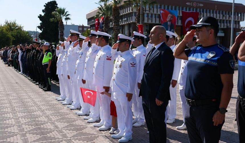 104 yıllık onur: Aliağa bağımsızlık meşalesini gururla yaktı